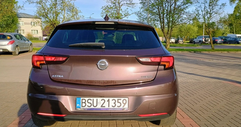 Opel Astra cena 49500 przebieg: 115600, rok produkcji 2017 z Suwałki małe 254